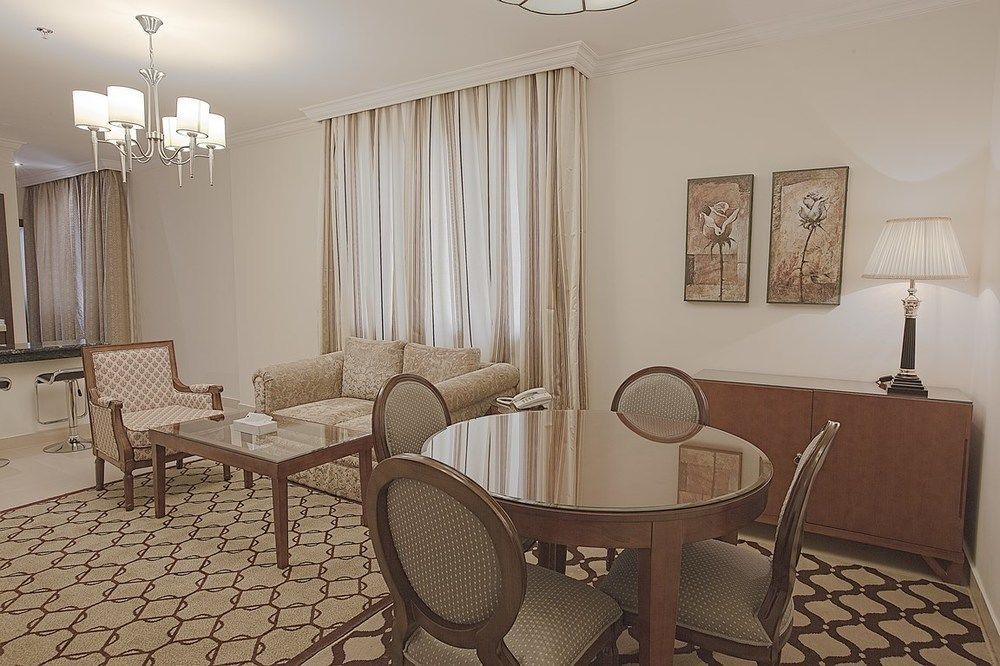 Konoz Al Yam Hotel Jeddah Exterior photo